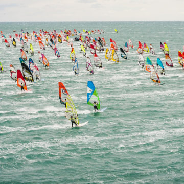 Windsurf: um dos primeiros esportes de prancha a ser olímpico