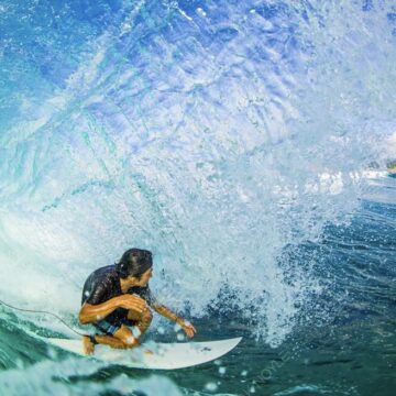 “O surf extremo” com o fotógrafo Zak Noyle
