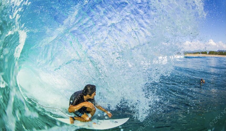 “O surf extremo” com o fotógrafo Zak Noyle