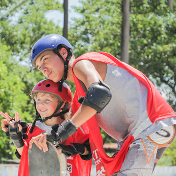 Skate Para Todos oferece aulas gratuitas em Peruíbe