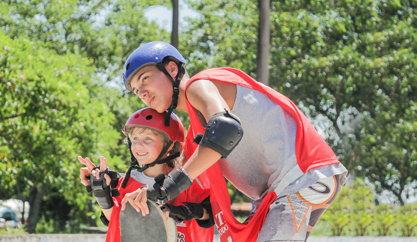 Skate Para Todos oferece aulas gratuitas em Peruíbe
